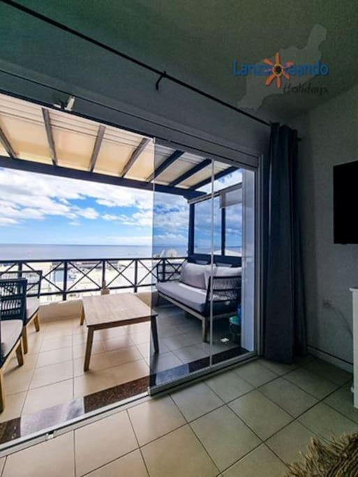 Appartement The Blue Cris-Tol Vv With Sea View à Puerto del Carmen  Extérieur photo