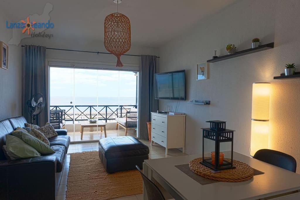 Appartement The Blue Cris-Tol Vv With Sea View à Puerto del Carmen  Extérieur photo