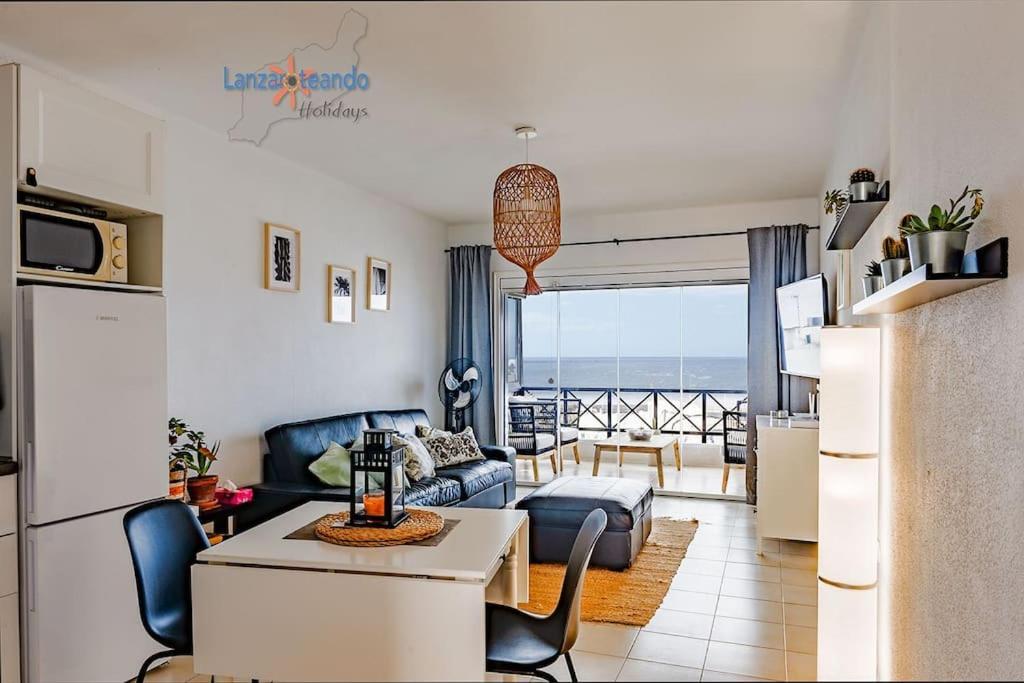 Appartement The Blue Cris-Tol Vv With Sea View à Puerto del Carmen  Extérieur photo